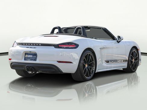 Used 2024 Porsche 718 Boxster image 10