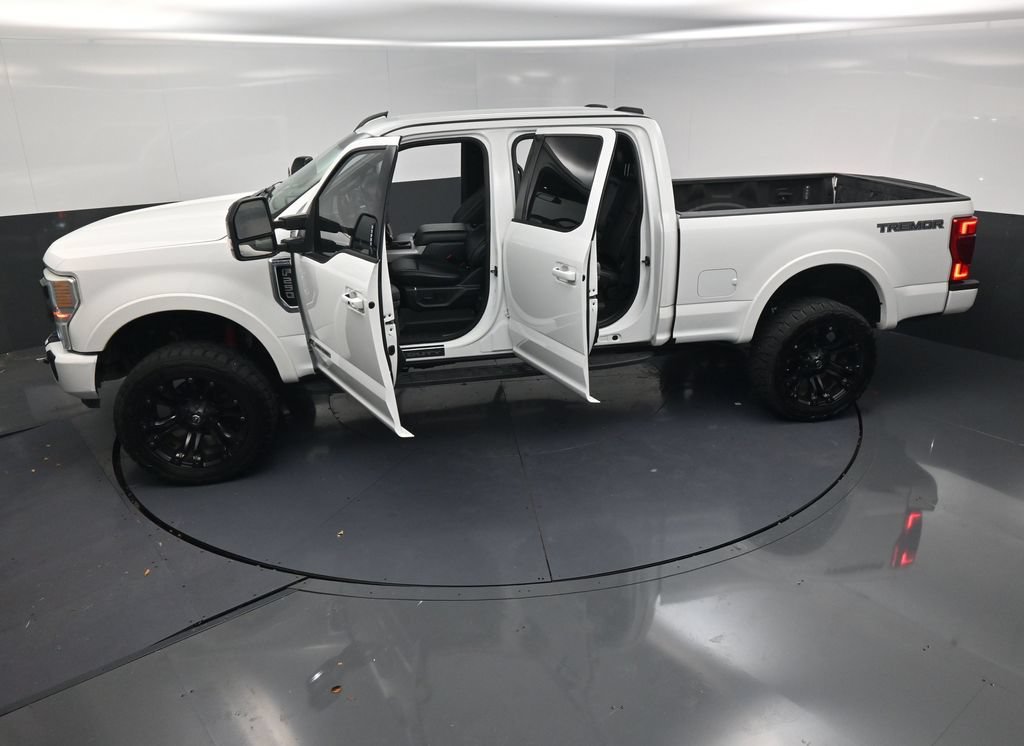 Used 2022 Ford F250 Lariat w/ Tremor Off-Road Package AWD/4WD image 26