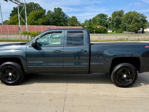 Used 2017 Chevrolet Silverado 1500 LT w/ All Star Edition AWD/4WD image 11