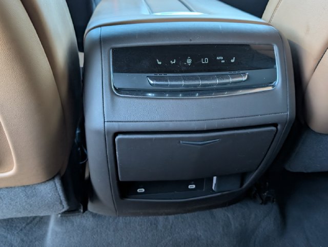 Used 2024 Cadillac Escalade Sport w/ Touring Package AWD/4WD image 32