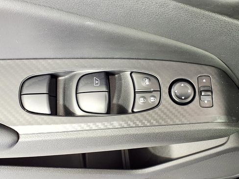 Used 2024 Nissan Altima 2.5 S image 13