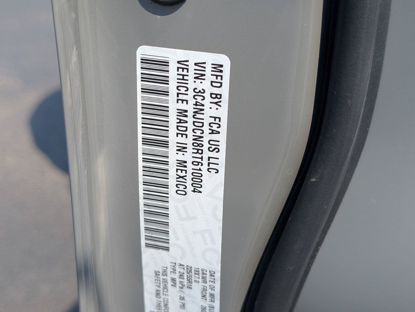 Used 2024 Jeep Compass Limited AWD/4WD image 15