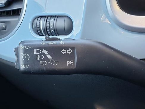 Used 2013 Volkswagen Beetle 2.5 image 20