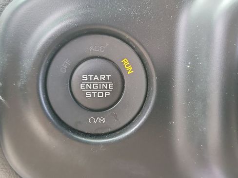 Used 2023 Jeep Wrangler Sport AWD/4WD image 11
