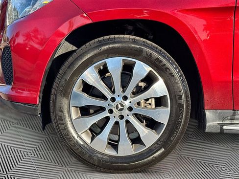 Used 2018 Mercedes-Benz GLS 450 4MATIC image 34