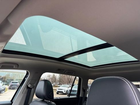 Used 2021 Volkswagen Atlas SEL Premium image 7