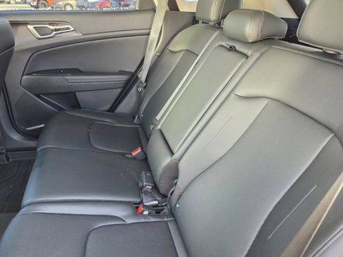 Used 2026 Kia Sportage EX w/ EX Panorama Roof Package FWD image 12