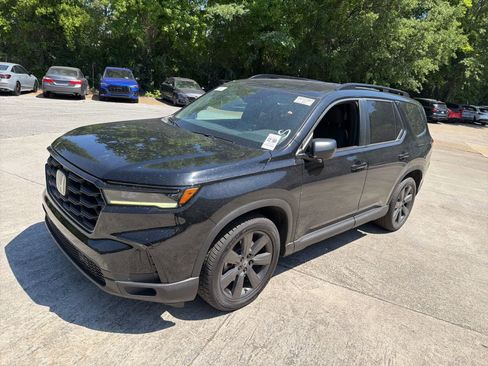 Used 2023 Honda Pilot Sport image 5