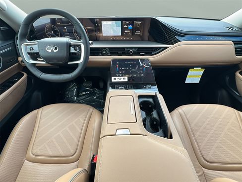 New 2026 INFINITI QX80 Luxe image 12