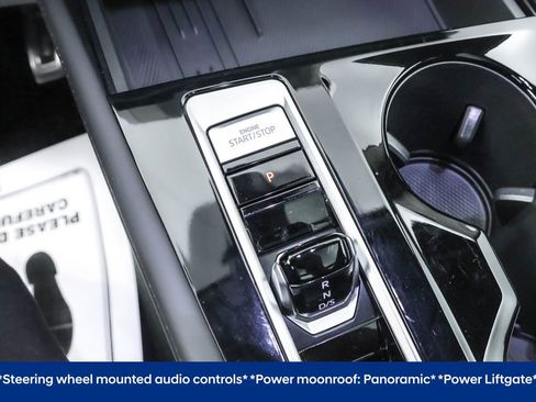 Used 2025 Volkswagen Atlas SEL Premium R-Line image 11