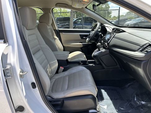 Used 2020 Honda CR-V LX image 7