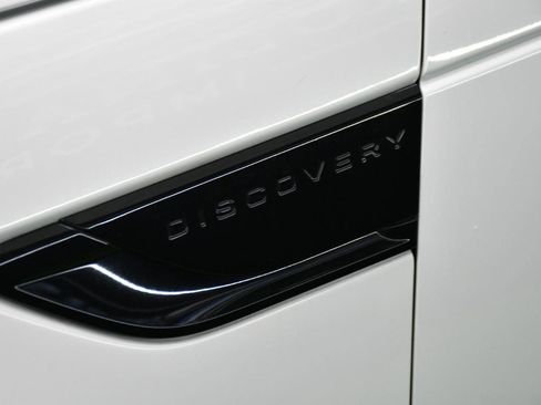 Used 2018 Land Rover Discovery HSE AWD/4WD image 8