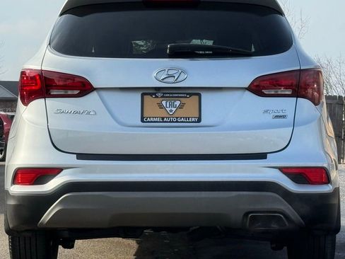 Used 2018 Hyundai Santa Fe Sport AWD/4WD image 3