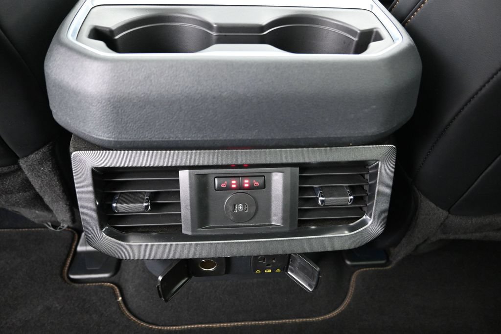 Used 2024 Ford F250 Platinum AWD/4WD image 25