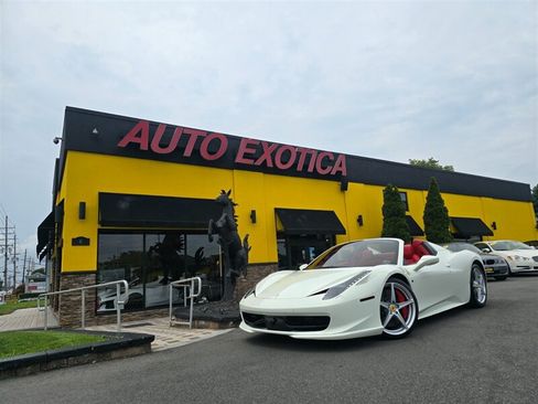Used 2015 Ferrari 458 Spider RWD image 1
