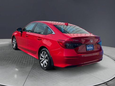 Used 2023 Honda Civic LX image 3