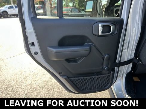 Used 2024 Jeep Wrangler Sport image 13