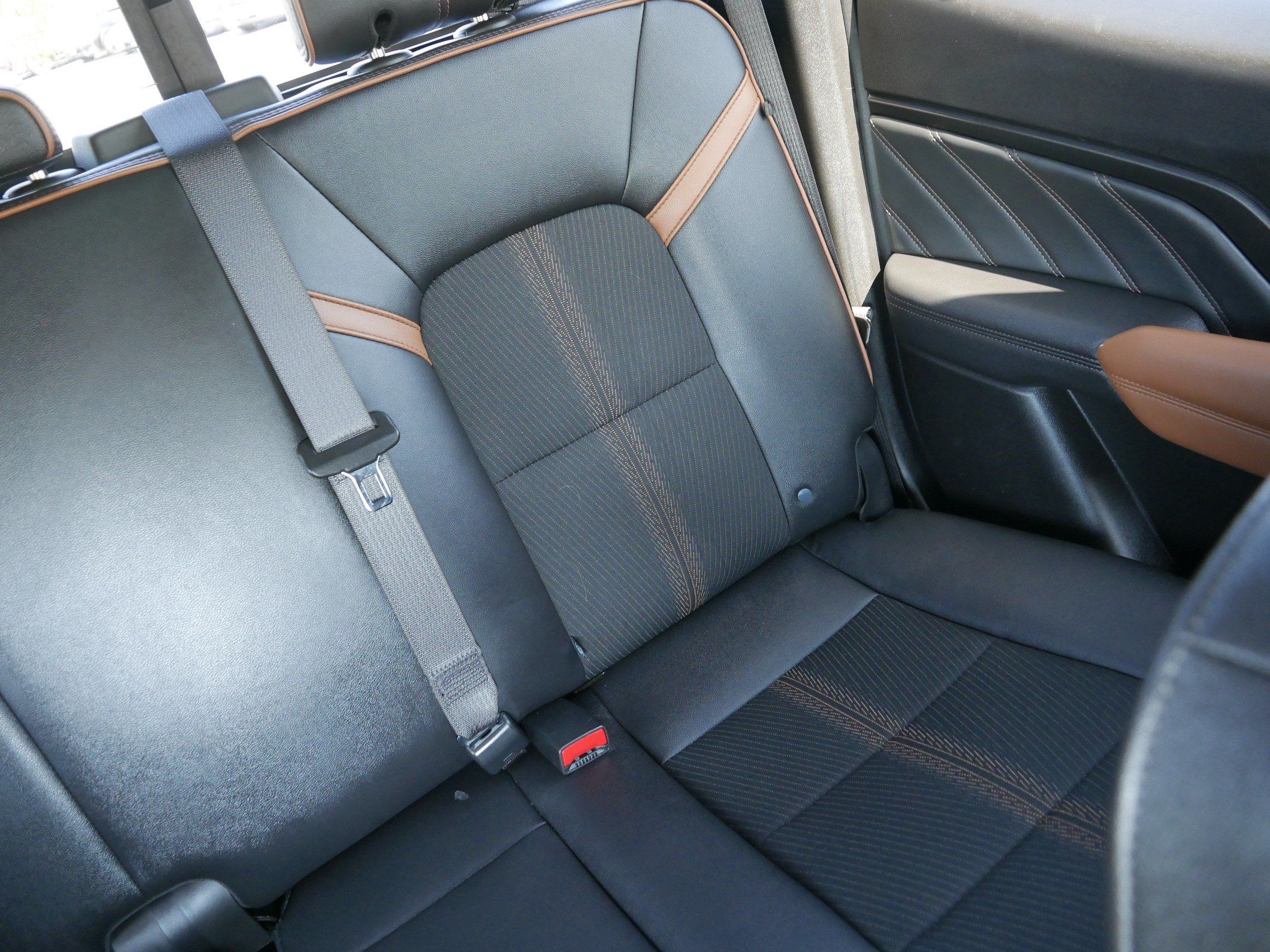 Used 2023 GMC Canyon AT4 w/ Technology Package AWD/4WD image 14