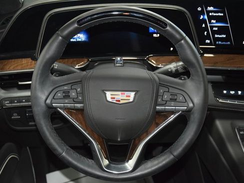 Used 2023 Cadillac Escalade Sport Platinum image 39