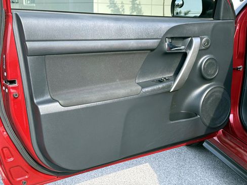 Used 2016 Scion tC image 12