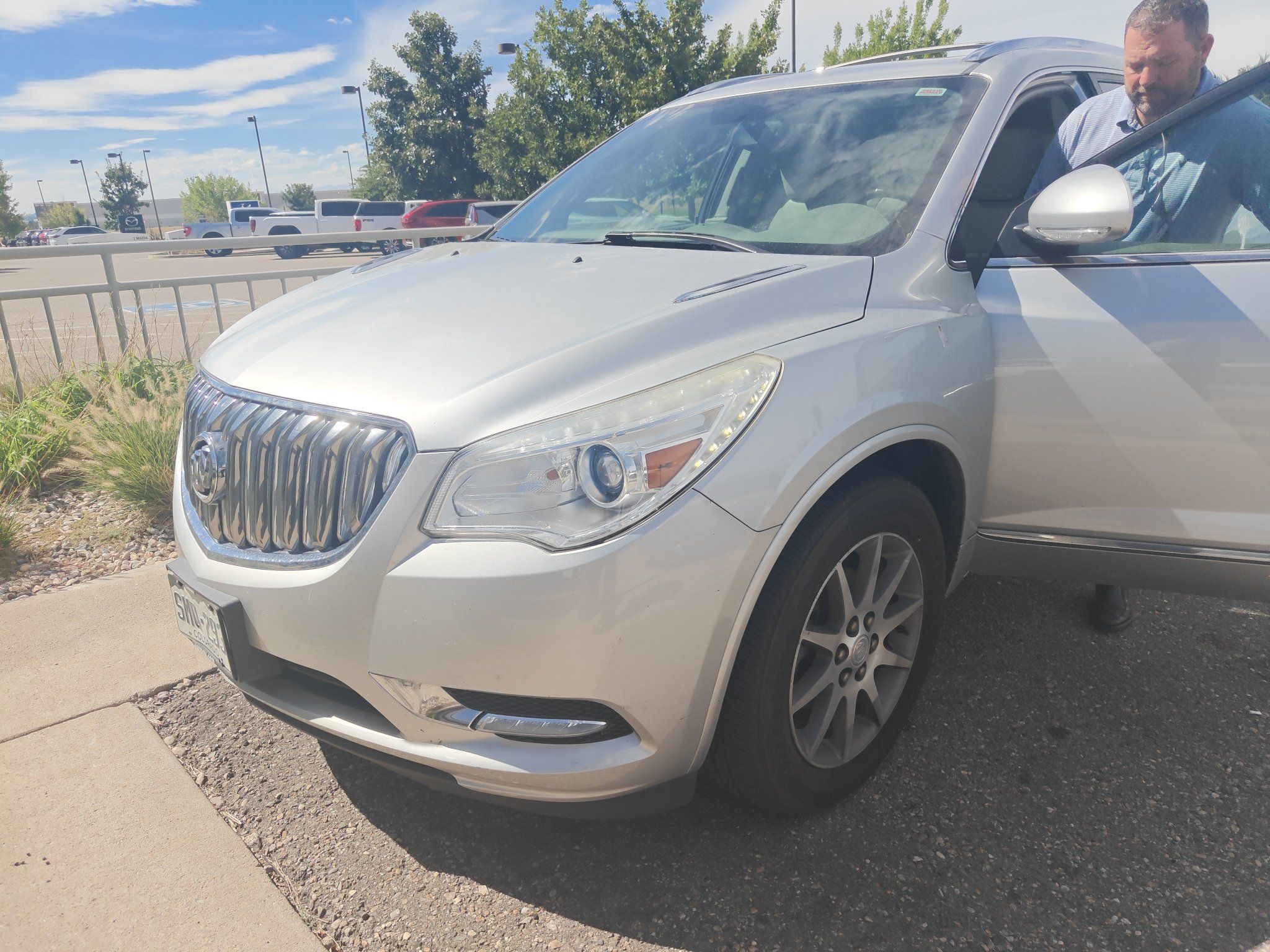 Used 2013 Buick Enclave Leather AWD/4WD image 2