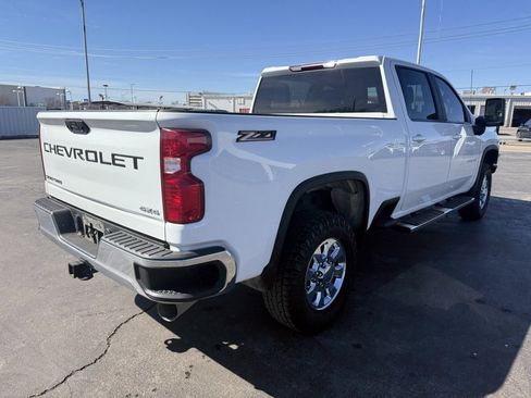 Used 2022 Chevrolet Silverado 2500 LT w/ Fleet Comfort Package image 5
