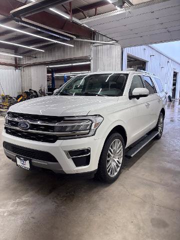Certified 2023 Ford Expedition Limited AWD/4WD image 4