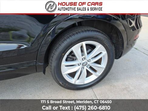Used 2018 Audi Q3 2.0T Premium FWD image 20