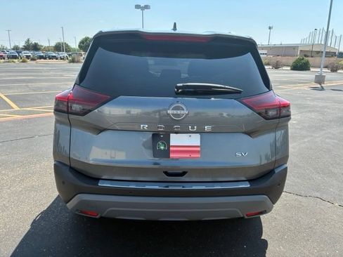 Certified 2023 Nissan Rogue SV w/ SV Premium B Package FWD image 5