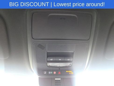 Used 2024 Chevrolet Traverse LT w/ LPO, Floor Liner Package FWD image 30