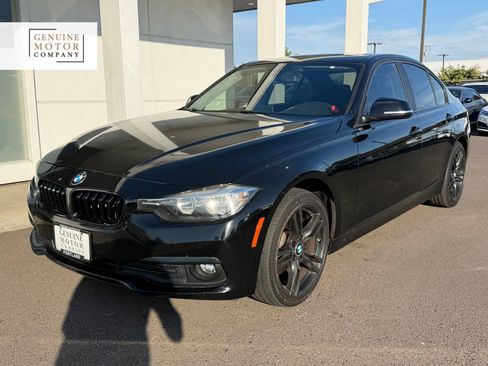 Used 2016 BMW 320i Sedan RWD image 1