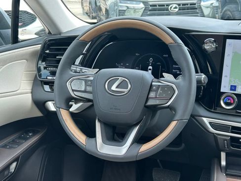 Used 2025 Lexus RX 350 w/ Accessory Package (P3) AWD/4WD image 42