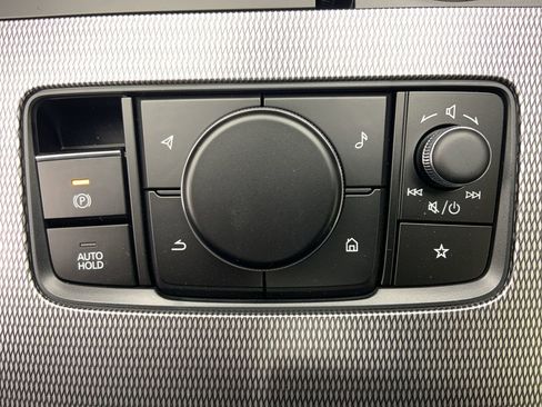 Used 2025 MAZDA CX-70 3.3 Turbo w/ Premium Package image 18