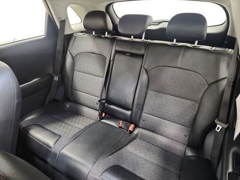 Used 2022 Kia Niro LXS image 25