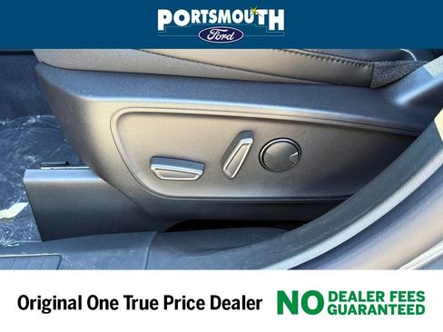 New 2026 Ford Escape ST-Line Select w/ Equipment Group 401A AWD/4WD image 28
