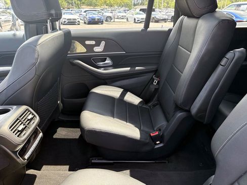 Certified 2023 Mercedes-Benz GLS 450 4MATIC image 15