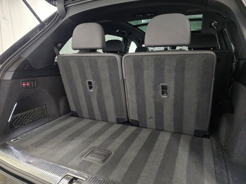 Used 2025 Audi Q7 3.0T Premium Plus image 23