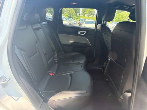 Used 2026 Jeep Compass Limited AWD/4WD image 46