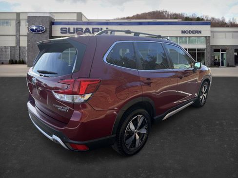 Used 2020 Subaru Forester Touring image 5