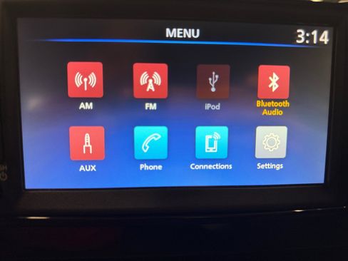 Used 2025 Nissan Kicks S FWD image 32