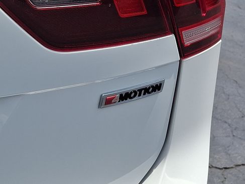 Certified 2020 Volkswagen Tiguan S AWD/4WD image 28