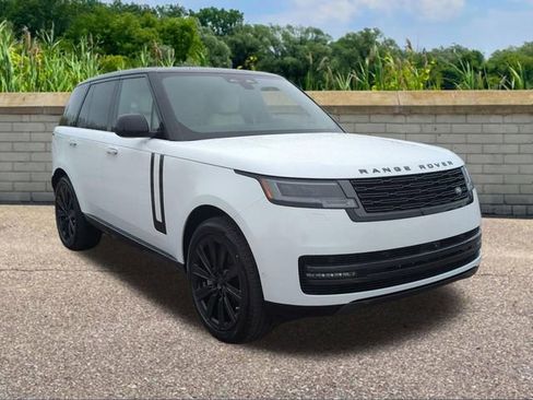 New 2026 Land Rover Range Rover SE AWD/4WD image 3