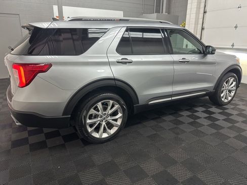 Used 2022 Ford Explorer Platinum w/ Equipment Group 601A image 10