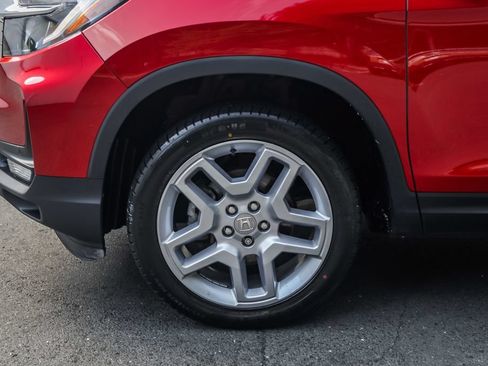 Used 2025 Honda Passport EX-L image 15