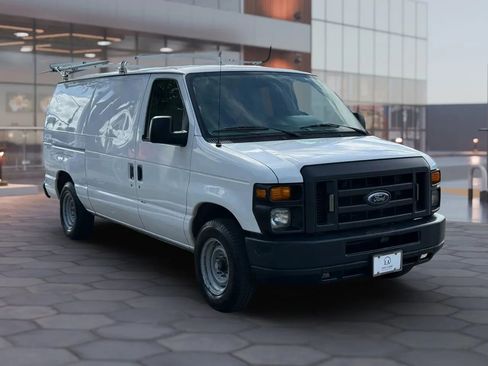Used 2013 Ford E-150 and Econoline 150 RWD image 8
