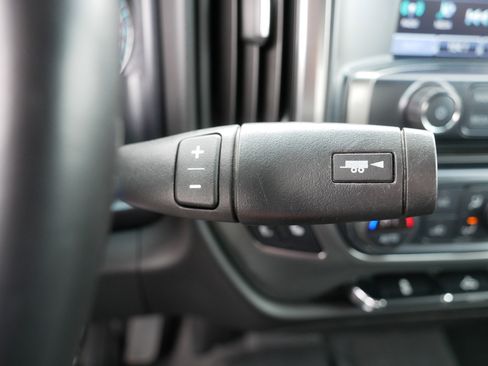 Used 2018 Chevrolet Silverado 1500 LT w/ All Star Edition image 24