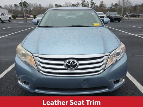 Used 2011 Toyota Avalon image 16