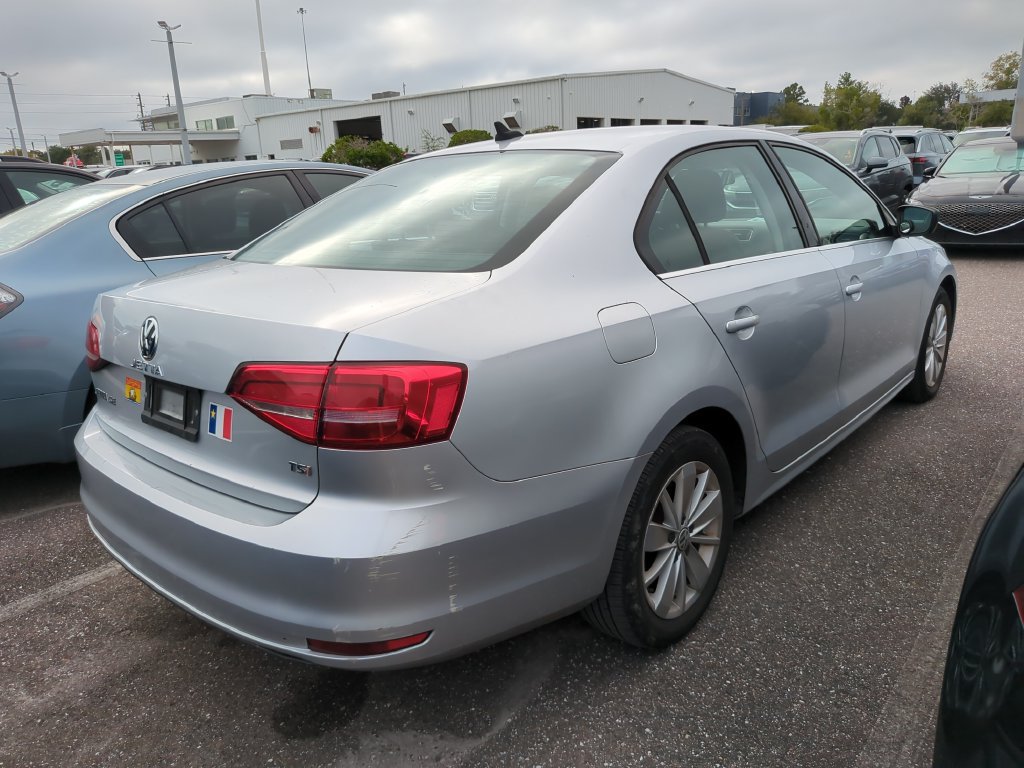 Used 2015 Volkswagen Jetta SE FWD image 8