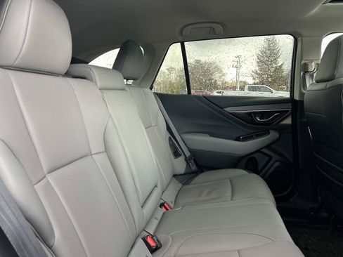 Used 2023 Subaru Outback Limited AWD/4WD image 15