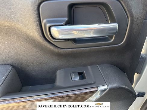 Used 2021 GMC Sierra 1500 SLE image 22